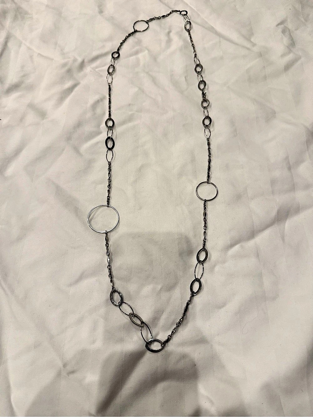 Silver-Tone Link Necklace Like New